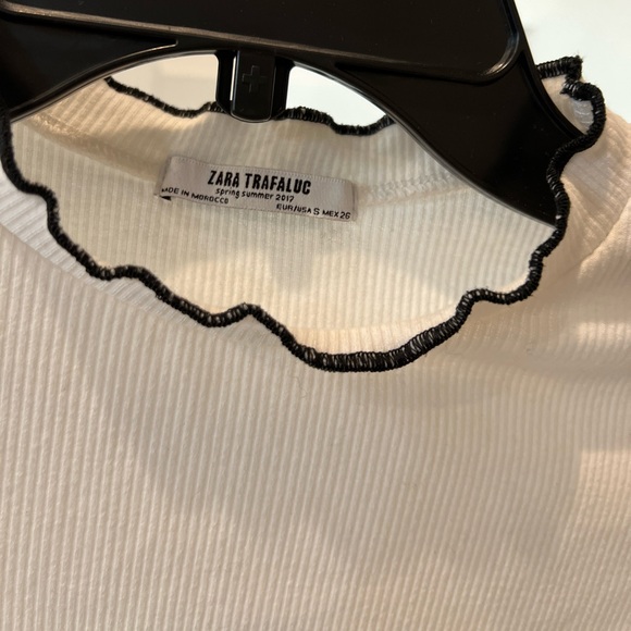 Zara Rib Crop Top - Picture 2 of 3